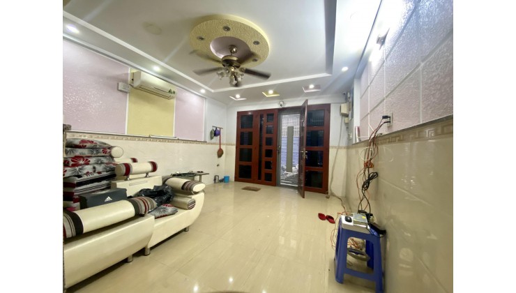 Bán nhà Trương Công Định Tân Bình, 4,1x10, 3 tầng BTCT sát mặt tiền.